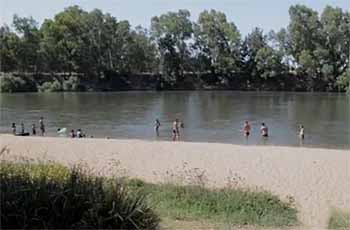 Wagga Wagga beach